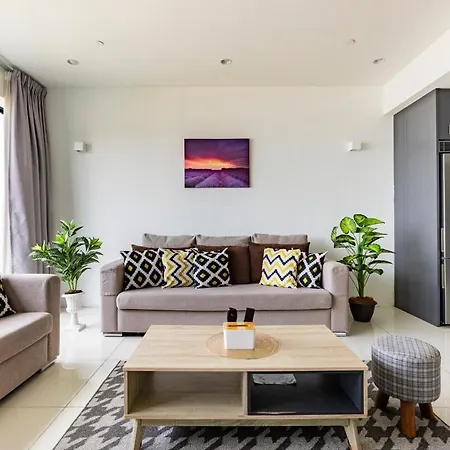 Cozy Seaview Duplex Apartment At Sunrise Gurney